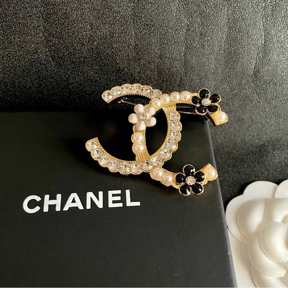Chanel Style CC Brooch with Pearl & Crystal Accents